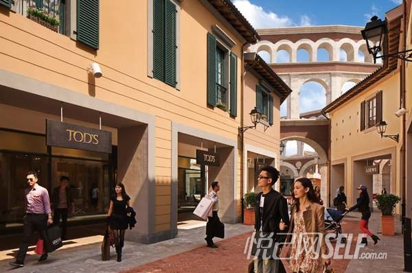 Bottega Veneta全国独家奥莱门店登陆小镇