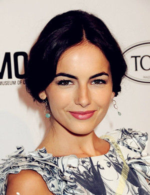 卡米拉·贝尔（Camilla Belle） 的烟熏妆