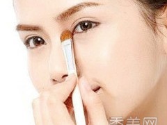 图证9大明星隆鼻 教你化妆让鼻子变挺