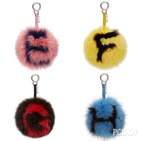 FENDI ABCharms 当季必备单品毛绒字母